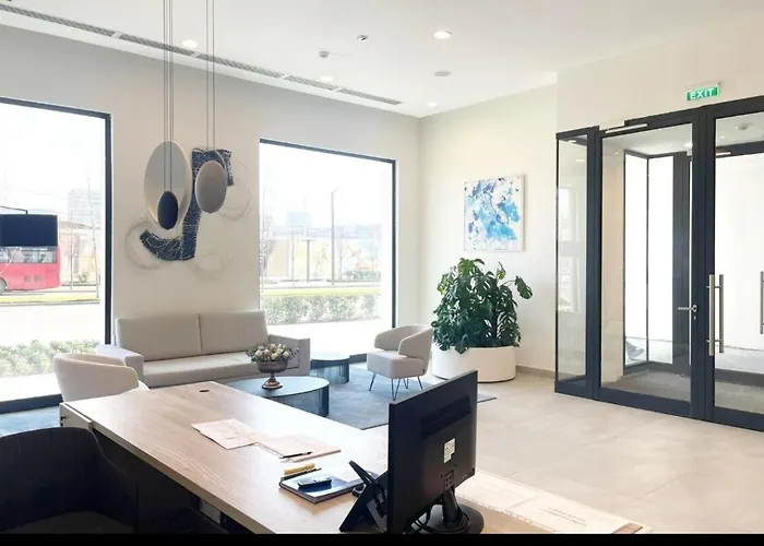 Metropoliten - Aria Lux Bw アパート *